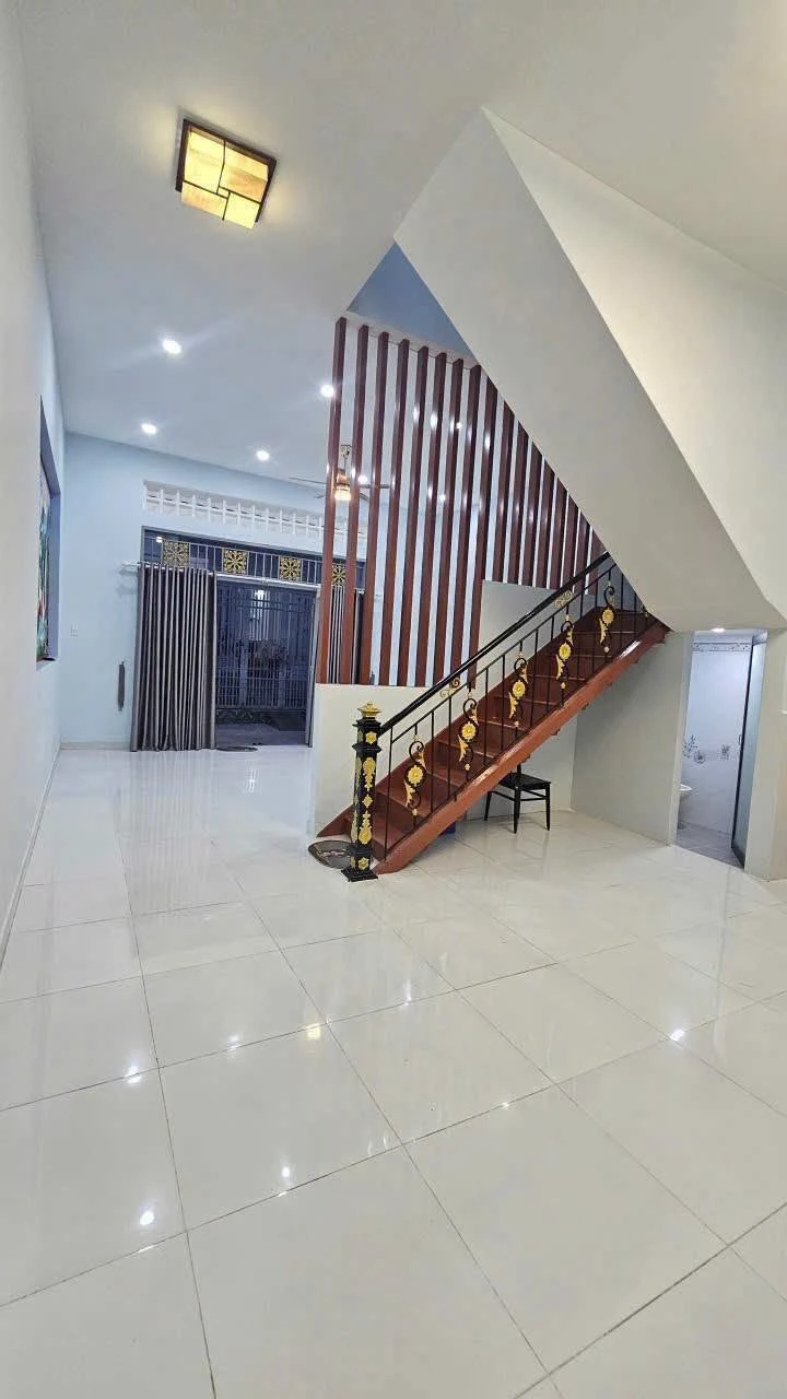 Bán nhà 1 lầu 4PN 3WC 74,3m2 đường số 4, Bình Hưng Hòa B, Bình Tân - Ảnh 1
