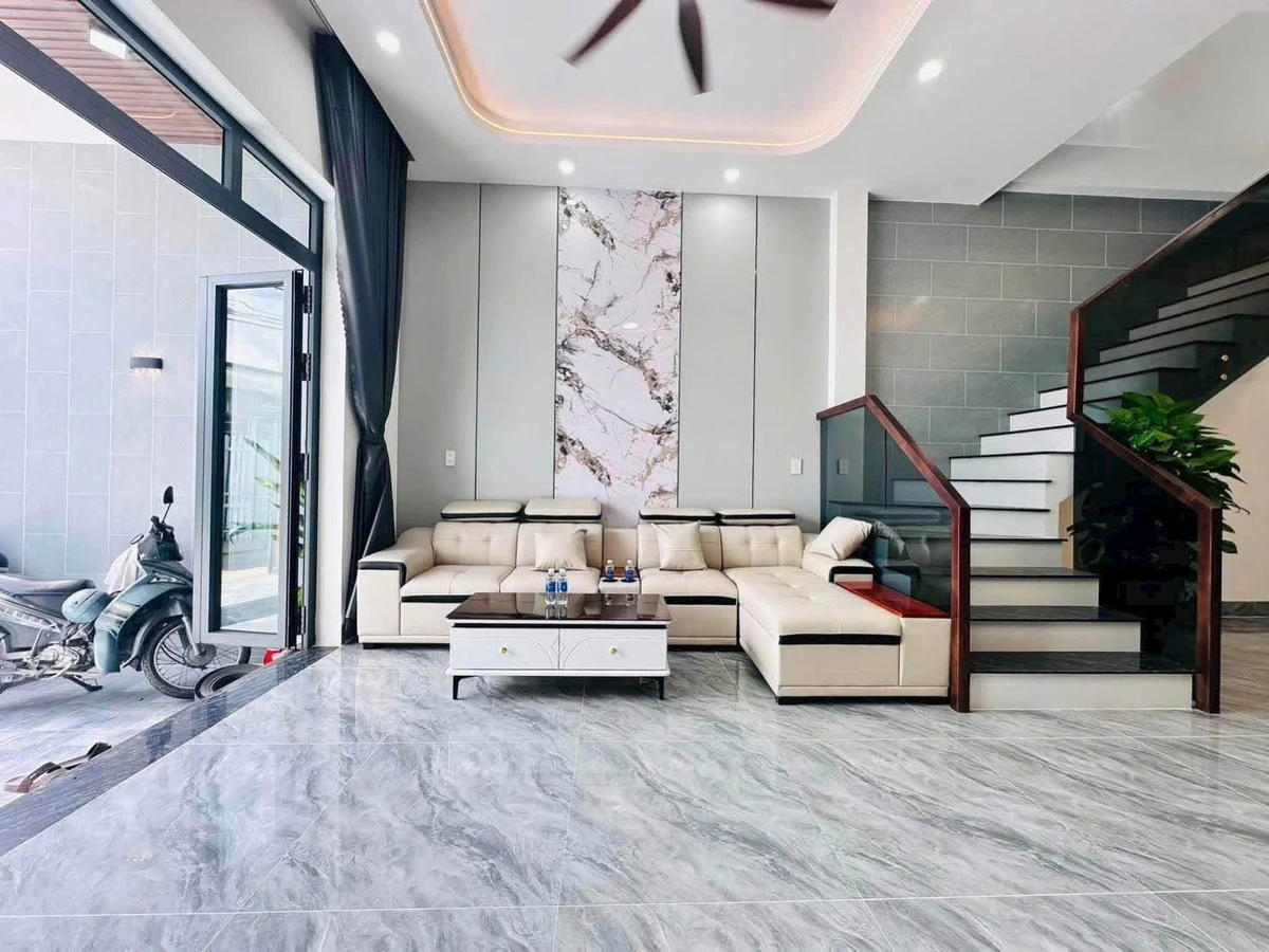 Bán nhà trệt lầu 3PN Phú Hòa Thủ Dầu Một Bình Dương 60m² - Ảnh thu nhỏ 2