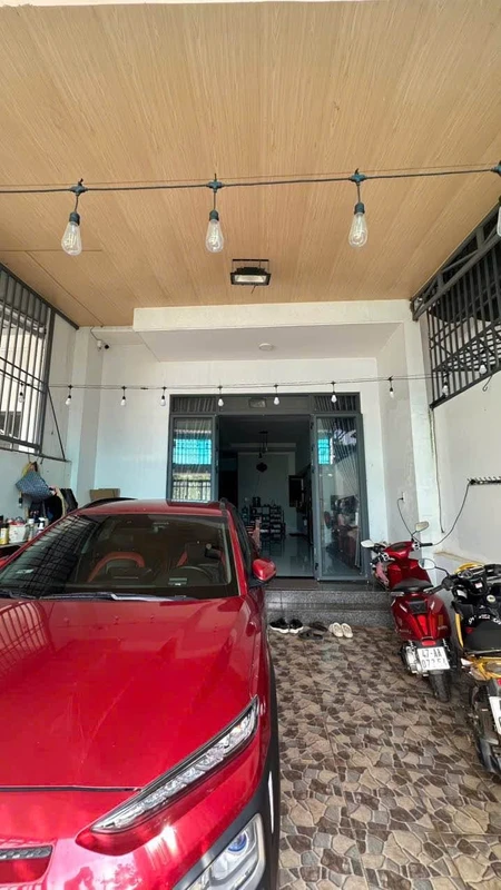 Bán nhà hẻm 3 phòng ngủ 45.5m² giá 3.2 tỷ Buôn Ma Thuột