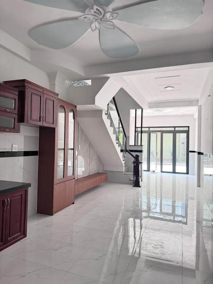 Bán nhà mặt tiền 3 tầng 49m2 Quy Nhơn 4,1 tỷ - Ảnh thu nhỏ 4