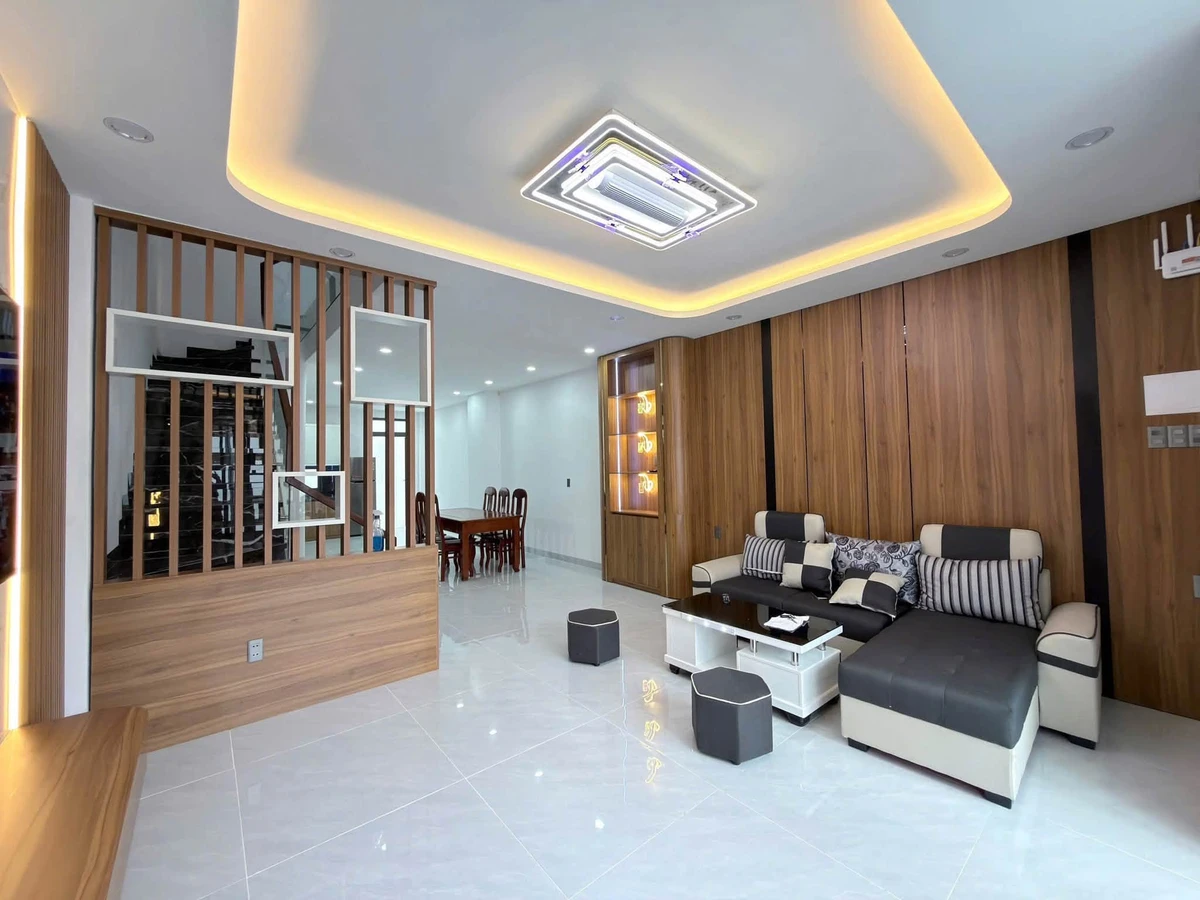 Bán nhà mới 3 tầng 116m2 khu Bàn Cờ Nha Trang - Ảnh thu nhỏ 2