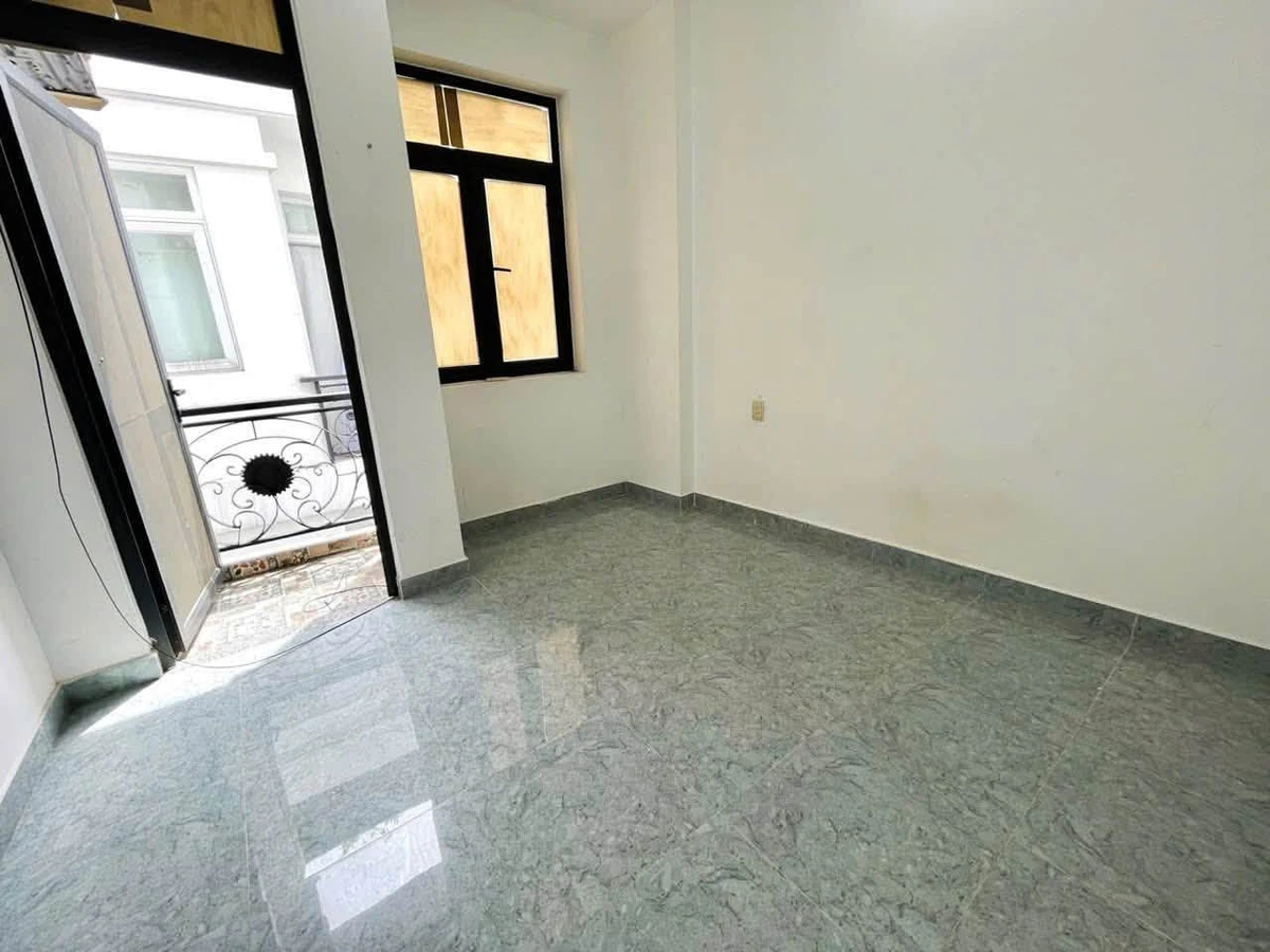 Cho thuê nhà 4 phòng ngủ Phạm Văn Hai Tân Bình 40m² 16 triệu/tháng - Ảnh 1