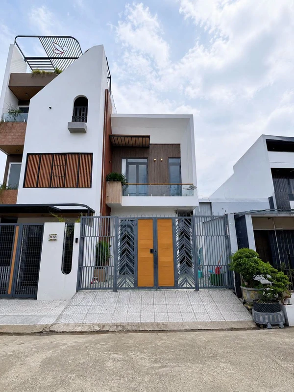 Bán nhà mặt tiền Chế Lan Viên Rạch Giá 99m² 3.65 tỷ
