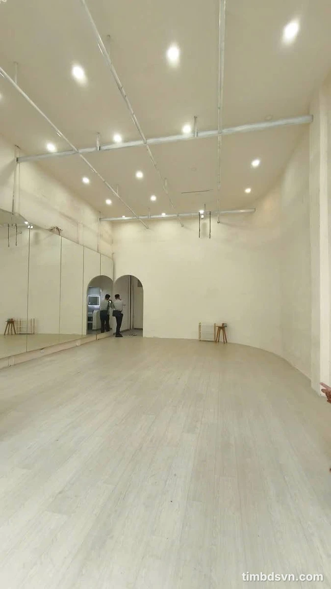 Cho thuê mặt bằng mặt tiền 96m² Tân Bình 22tr/tháng - Ảnh thu nhỏ 2