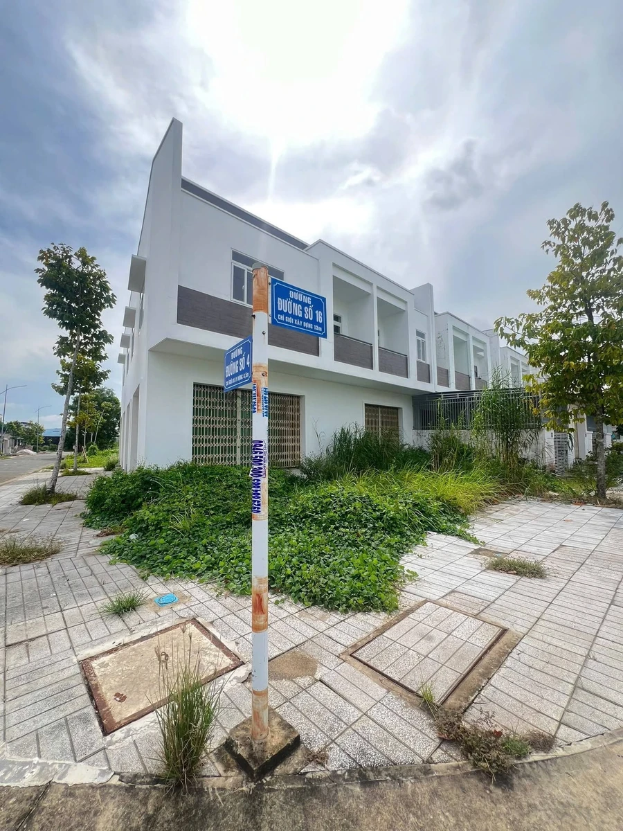 Bán nhà thô góc 362m² Rạch Giá 9 tỷ 700 triệu - Ảnh 1