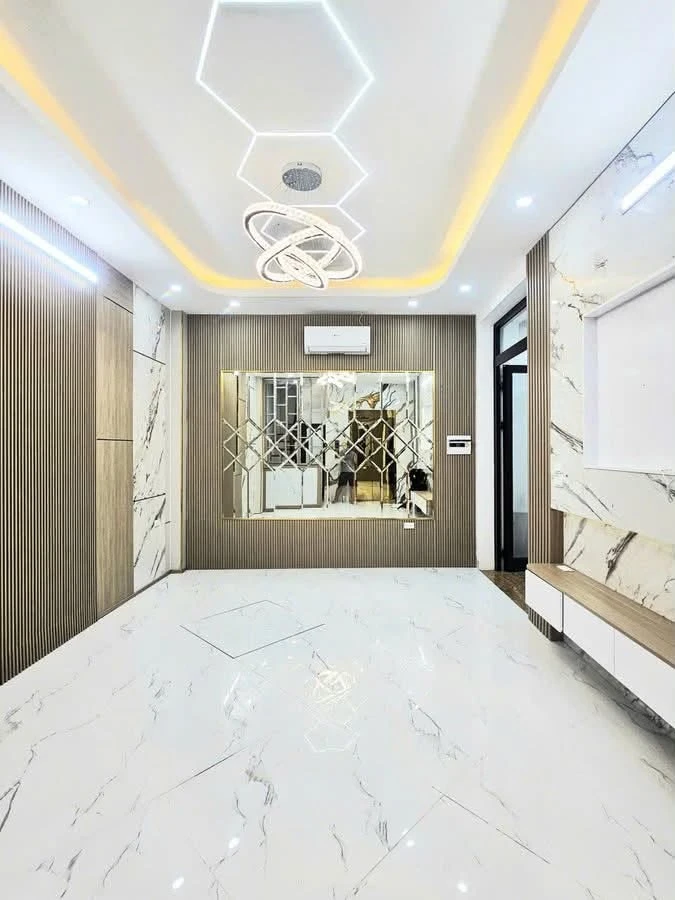 Bán nhà mới 6 tầng 46m² mặt tiền 4,2m Kim Ngưu, 13,5 tỷ - Ảnh thu nhỏ 2