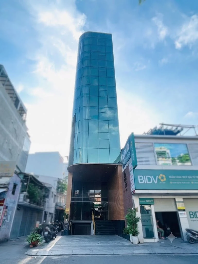 Bán tòa nhà văn phòng 2 mặt tiền Lê Quang Định 123.9m² Bình Thạnh - Ảnh 1