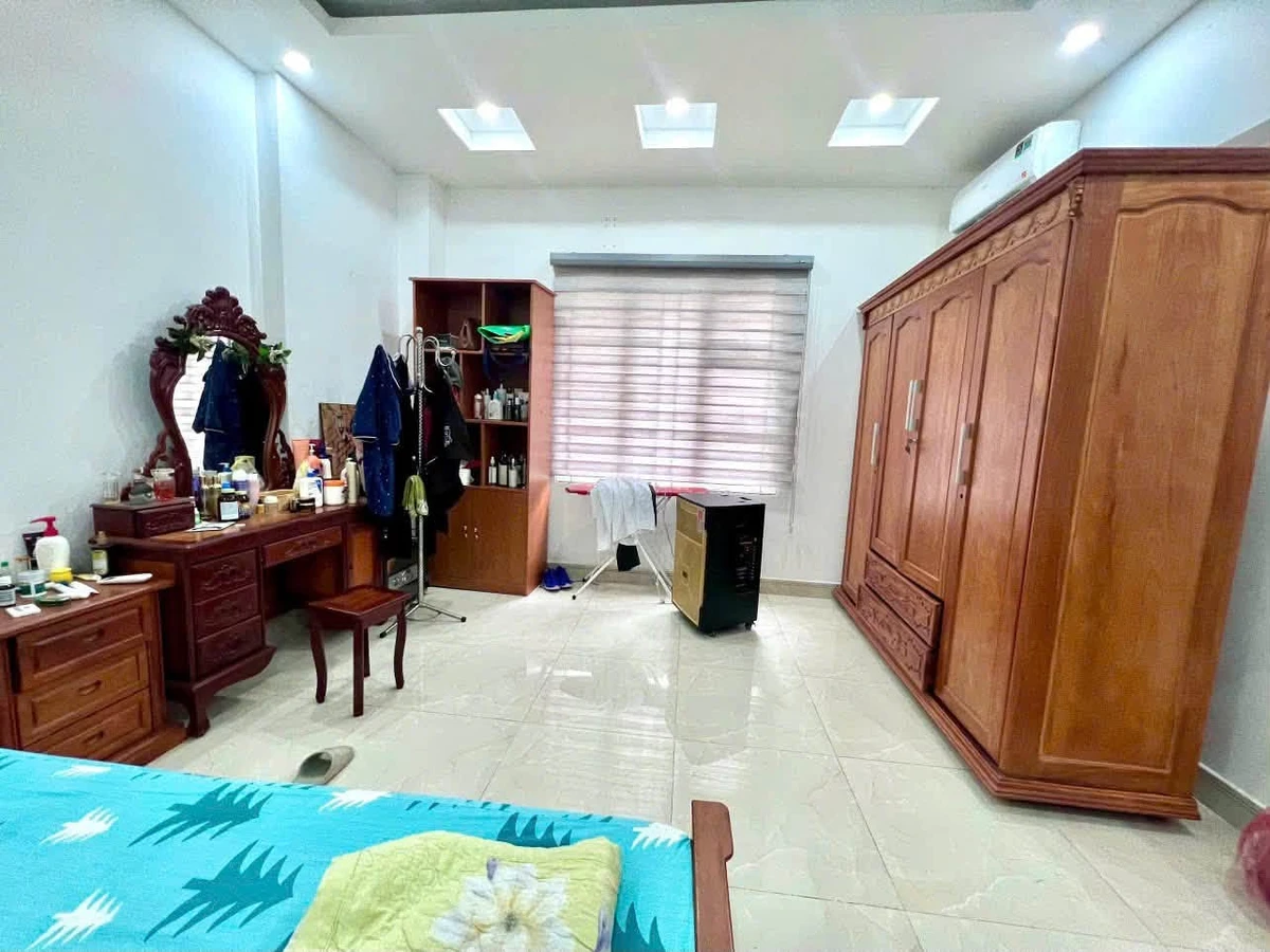Bán nhà 3 tầng 4PN 3WC 52m2 hẻm oto Thủ Đức 6.5 tỷ - Ảnh thu nhỏ 4