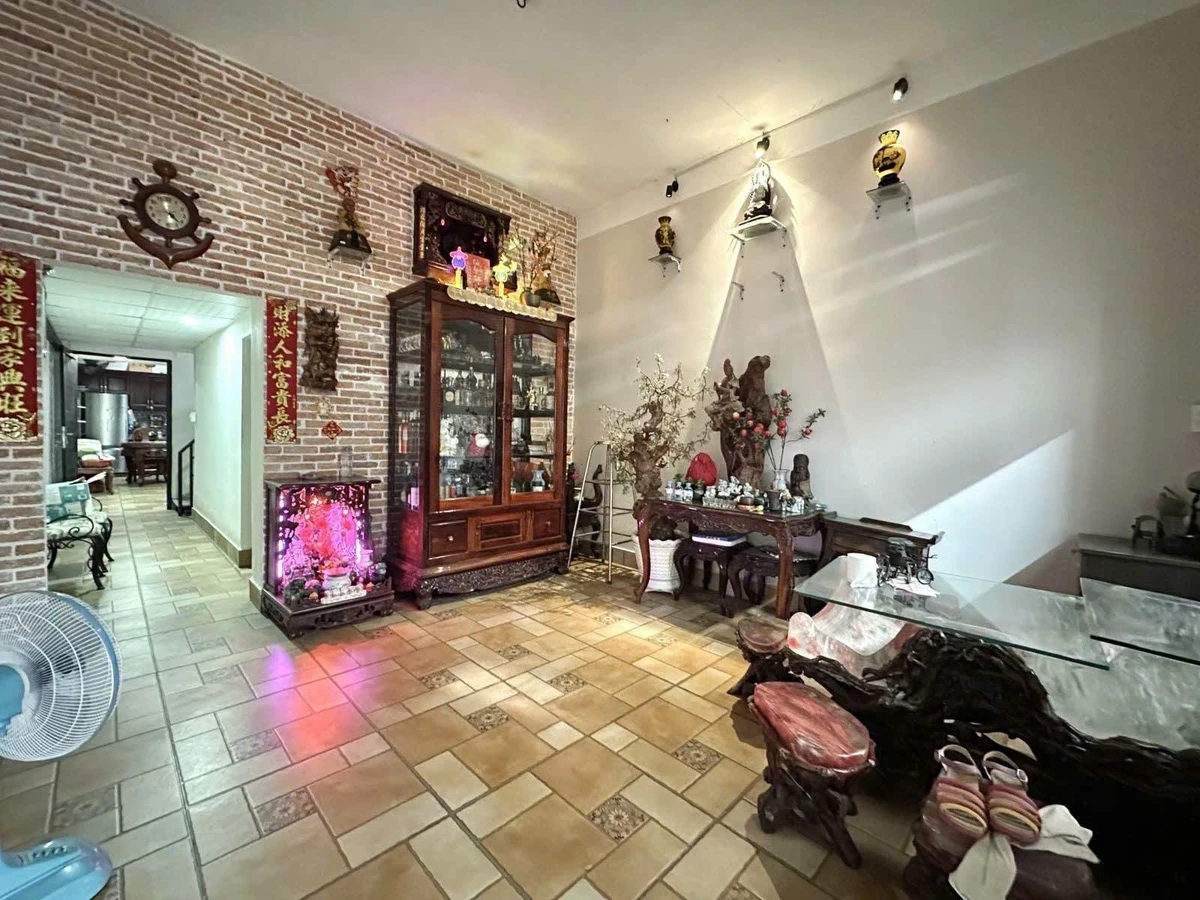 Bán nhà 3PN 72m2 đường Cách Mạng Tháng 8, Quận 3 - Ảnh thu nhỏ 2