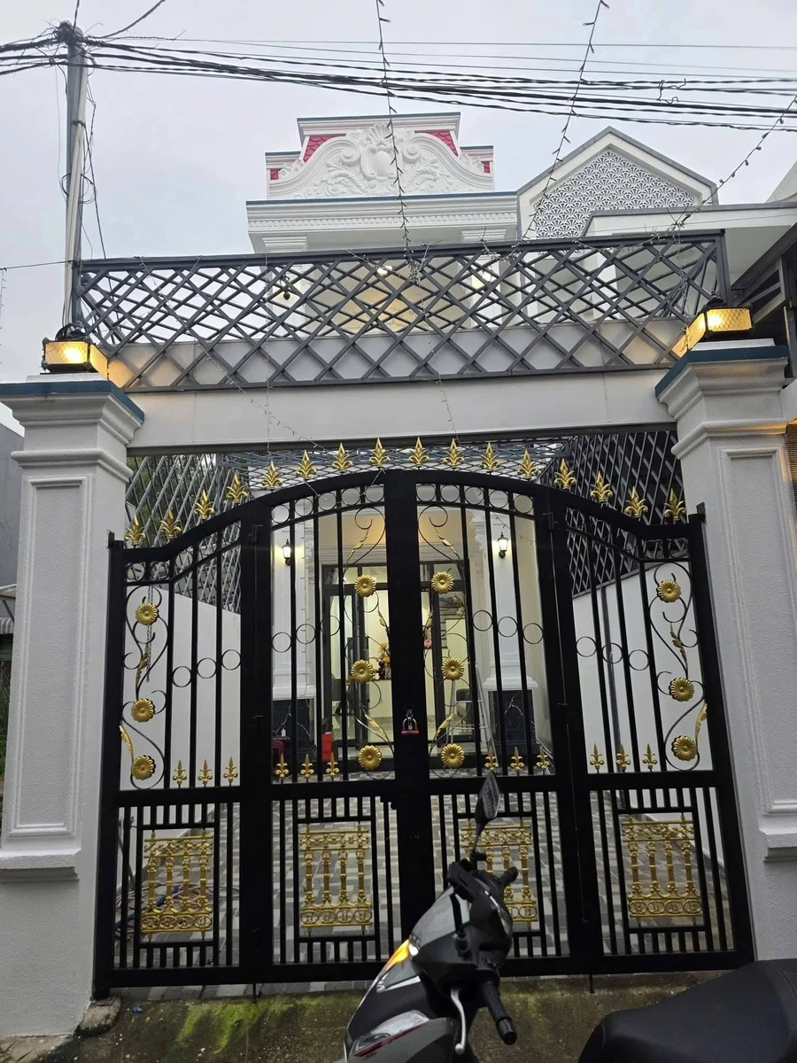 Bán nhà 4 phòng ngủ 94m2 hẻm Nguyễn Thị Minh Khai, Phú Hòa, Thủ Dầu Một - Ảnh thu nhỏ 3