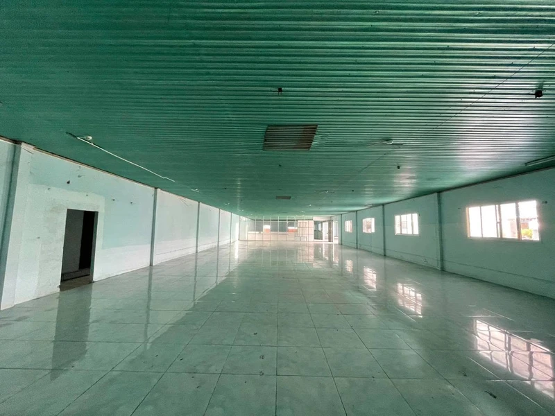 Cho thuê xưởng 2.000m² với PCCC đầy đủ 60 triệu/tháng