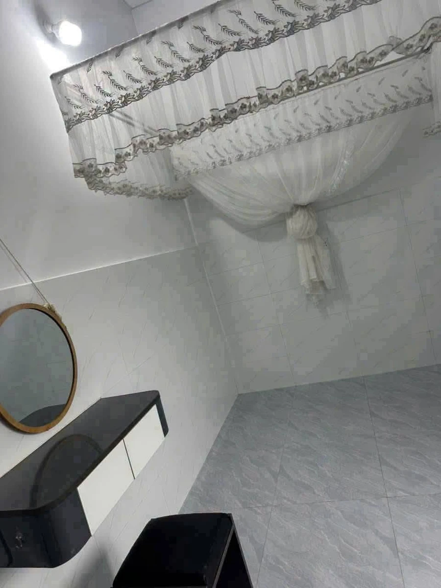 Bán nhà 600m² 2 phòng ngủ Quảng Thành hướng Nam - Ảnh thu nhỏ 4