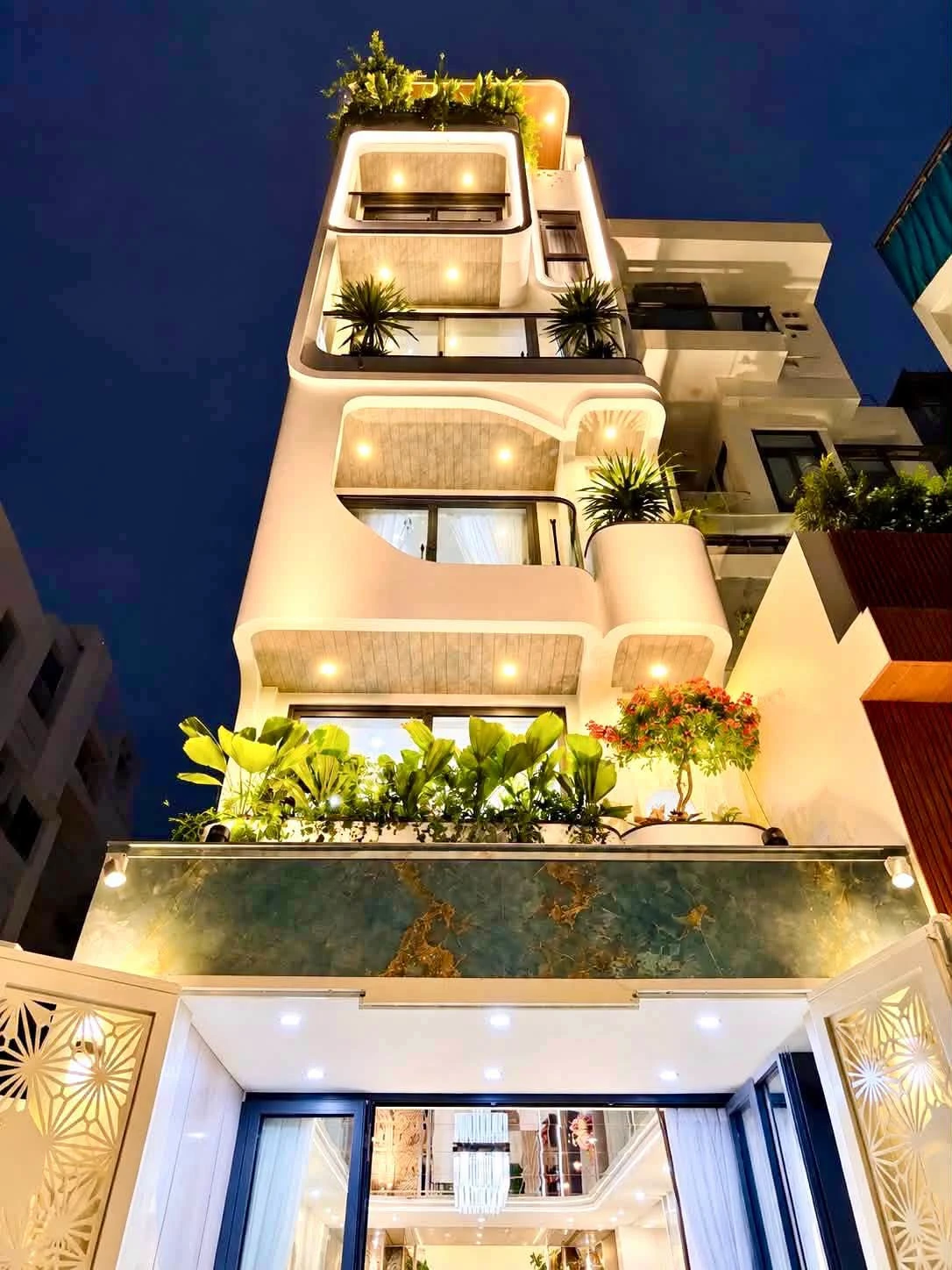 Bán nhà phố 4x21m 1 trệt lửng 4 lầu hẻm 8m đường Quang Trung, Gò Vấp giá 16,9 tỷ - Ảnh 1