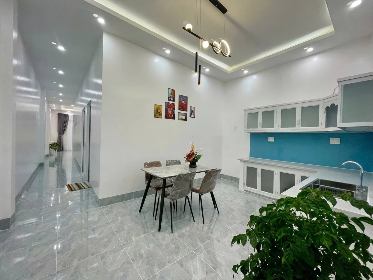 Bán nhà hẻm 110m² 2 PN 2 WC Rạch Giá 1,65 tỷ - Ảnh 1