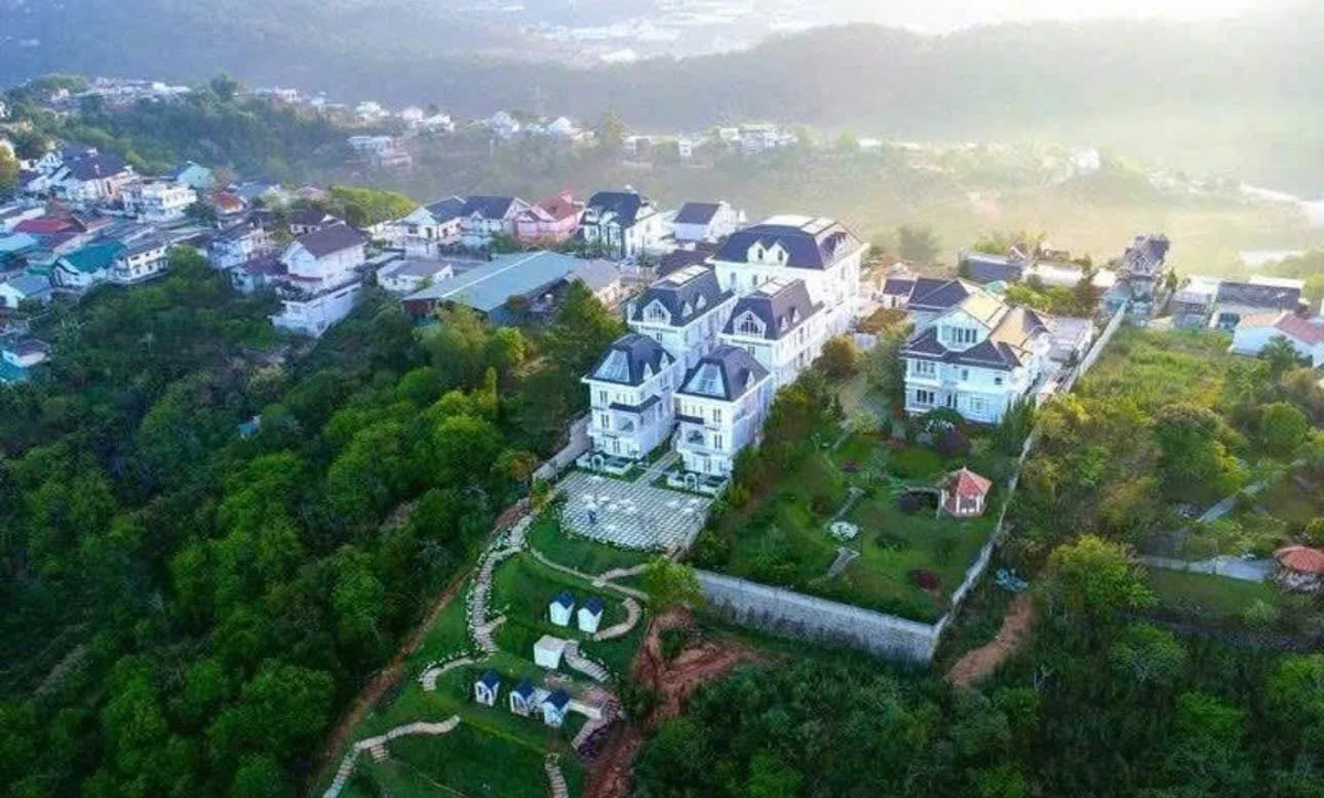 Bán khách sạn mặt tiền Hoàng Hoa Thám, Đà Lạt, 3854m² - Ảnh thu nhỏ 2