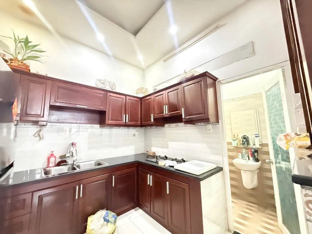 Bán nhà 4 tầng hẻm thông 58m2, 4PN 3WC sát Phạm Văn Đồng, Linh Tây, Thủ Đức - Ảnh thu nhỏ 5