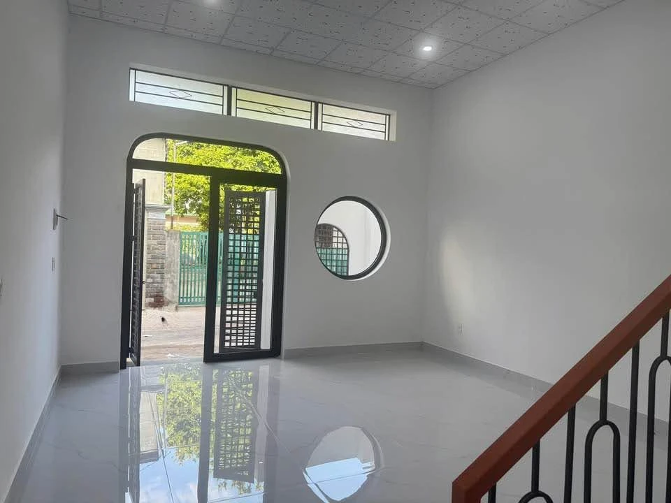 Bán nhà mê lửng 5x17m, 3 phòng ngủ, giá 3,99 tỷ, đường Mai Hắc Đế, Buôn Ma Thuột - Ảnh thu nhỏ 2