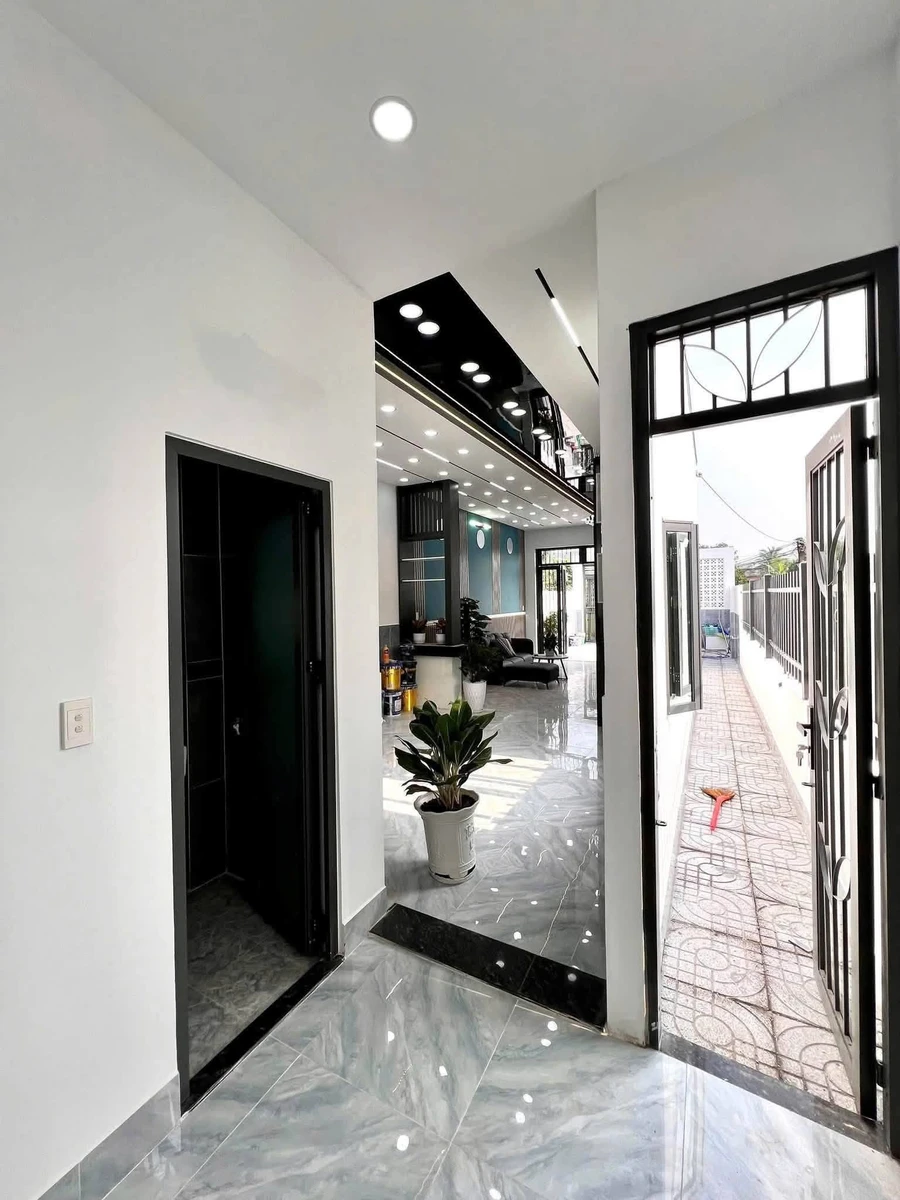 Nhà 150m² bán 2 tỷ 50 Mỹ Hạnh Nam Long An - Ảnh thu nhỏ 5