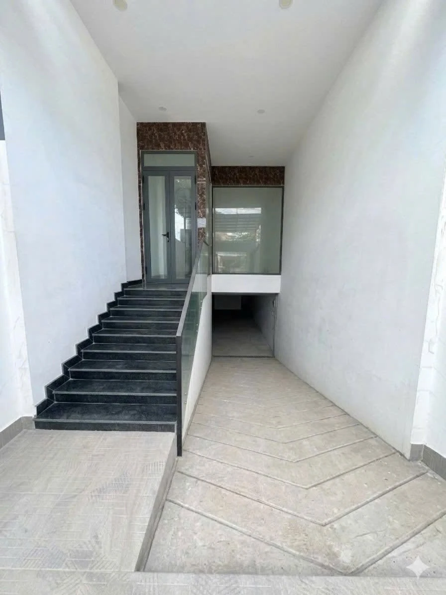 Bán nhà mặt tiền kinh doanh 80m² 8PN Thủ Đức 14,5 tỷ - Ảnh thu nhỏ 2