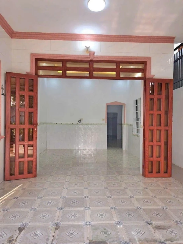 Bán nhà phố 2 phòng ngủ 97.4 m² Long Hưng Đồng Nai 2.75 tỷ