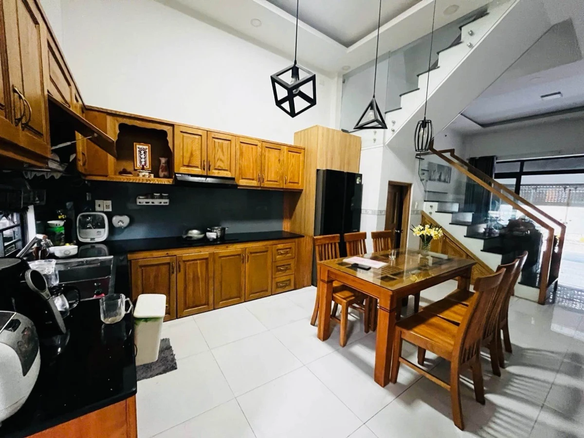 Bán nhà phố 3 tầng 65m² Linh Xuân Thủ Đức 7,8 tỷ - Ảnh thu nhỏ 4