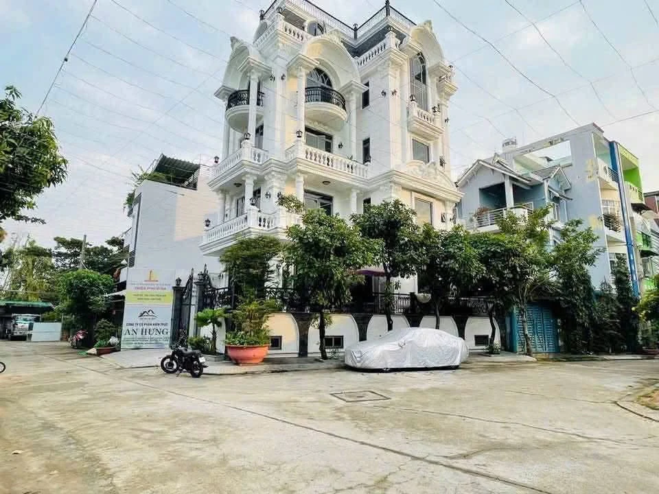 Bán biệt thự view sông Quận 7, 379m², 30 tỷ - Ảnh thu nhỏ 3