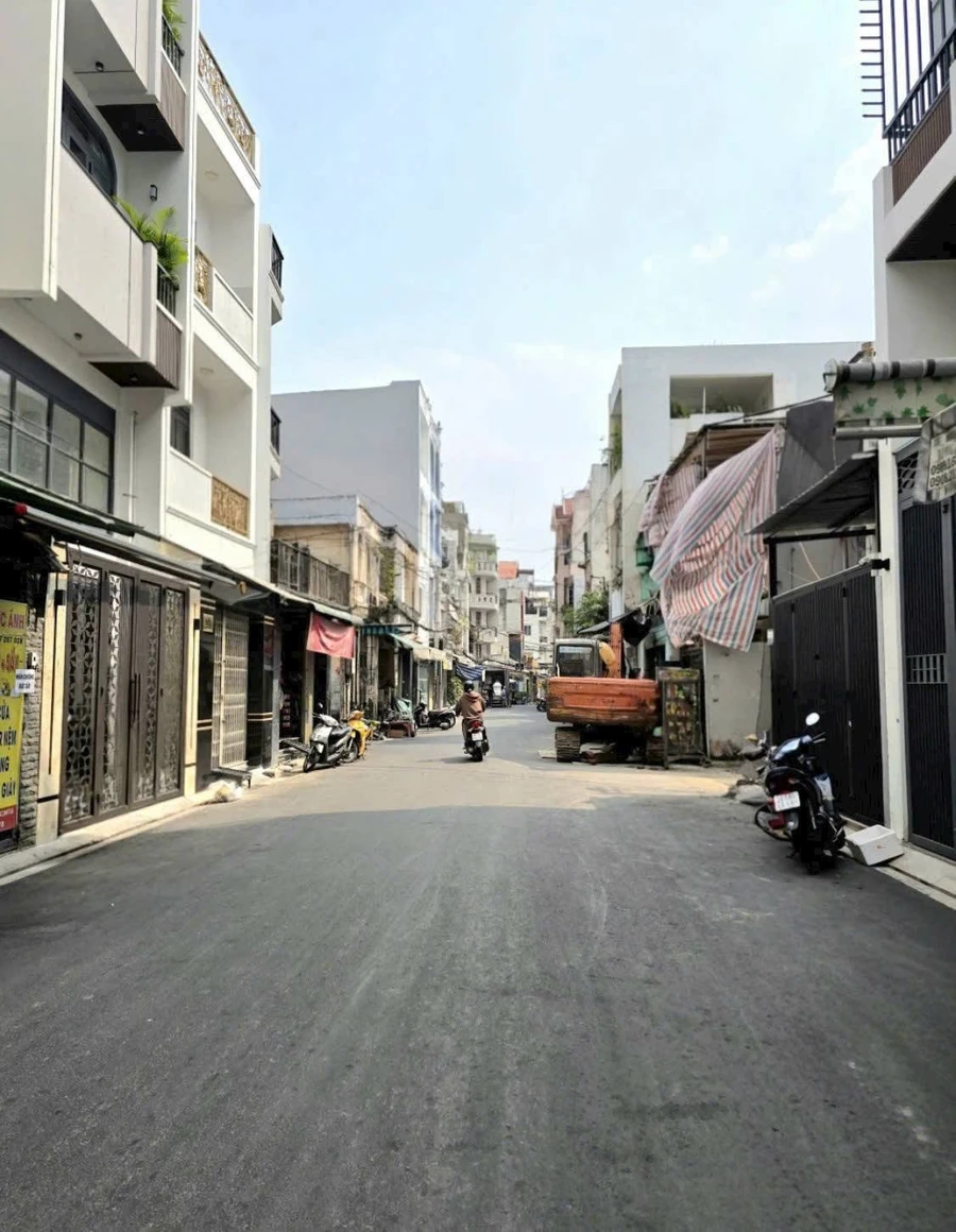 Bán nhà mới 6 tầng thang máy CMT8 gần Metro, 16.95 tỷ - Ảnh thu nhỏ 5