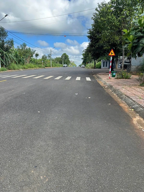 Bán đất mặt tiền 24m, 100m², Tân Phong, Buôn Ma Thuột