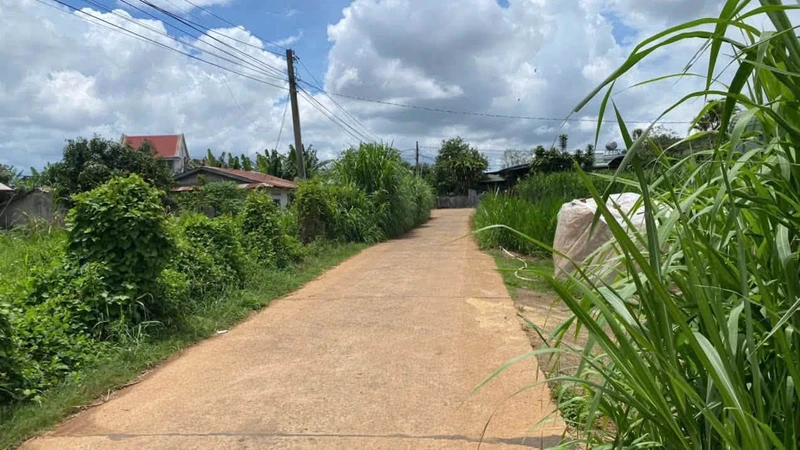 Bán đất 700m2 giá 1,7 tỷ gần Cầu Sắt Tu Tra, Lâm Đồng, cách sân bay Liên Khương 7,5km