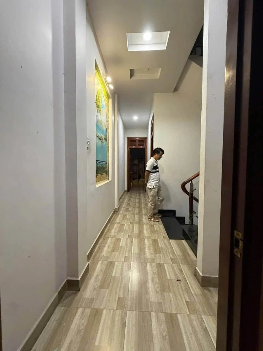 Nhà bán 4,7 tỷ 1 trệt 2 lầu 100m² Việt Sing Bình Dương - Ảnh thu nhỏ 5