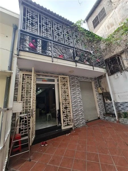 Bán nhà Bình Thạnh 49m2 hơn 6 tỷ mặt tiền Lê Quang Định - Ảnh 1