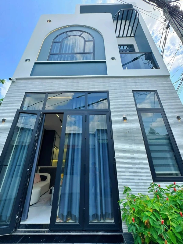 Bán nhà trệt lầu 2PN 80m² Trần Hoàng Na 2 tỷ 860