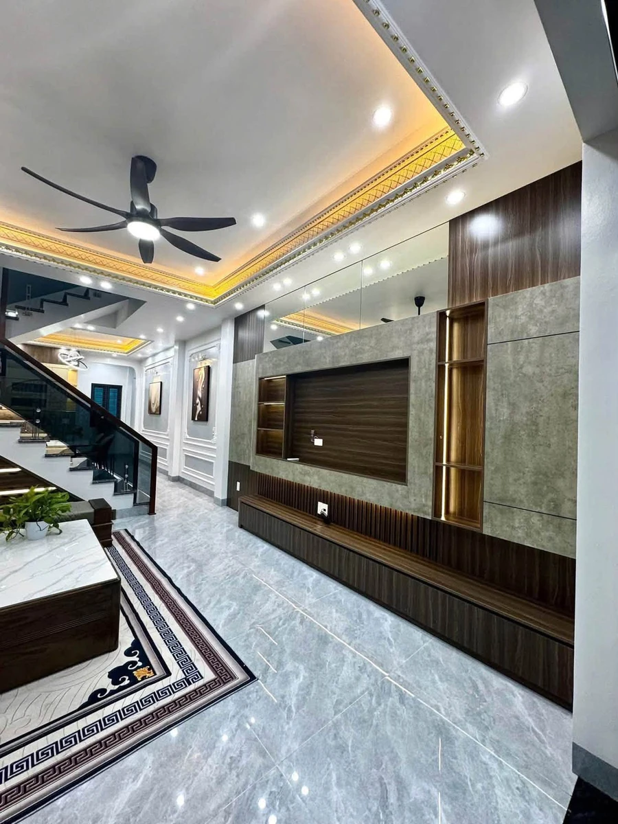 Nhà sân cổng 70m2 nội thất đầy đủ 1,4 tỷ gần HimLam - Ảnh thu nhỏ 2