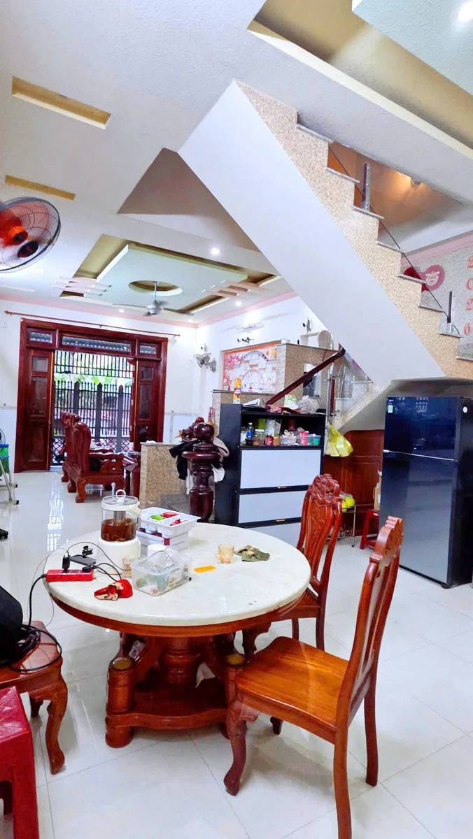 Bán nhà 2 mặt tiền 8x19m kinh doanh Long Bình 5 tỷ - Ảnh thu nhỏ 2