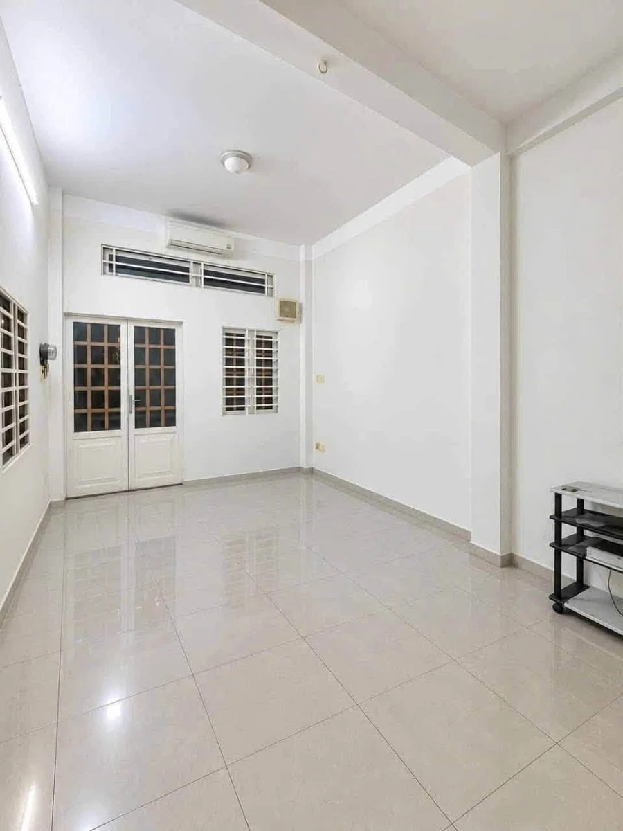 Cho thuê nhà hẻm xe hơi 52,5m² 4PN 5WC Lê Văn Sỹ - Ảnh thu nhỏ 2