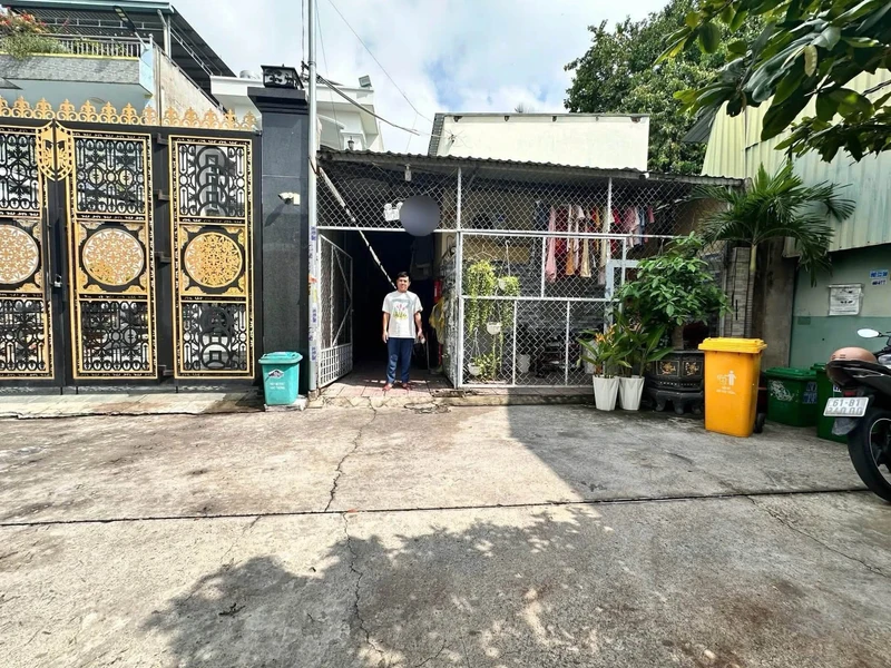 Bán dãy trọ 8 phòng 180m² Phú Hoà Bình Dương 6 tỷ