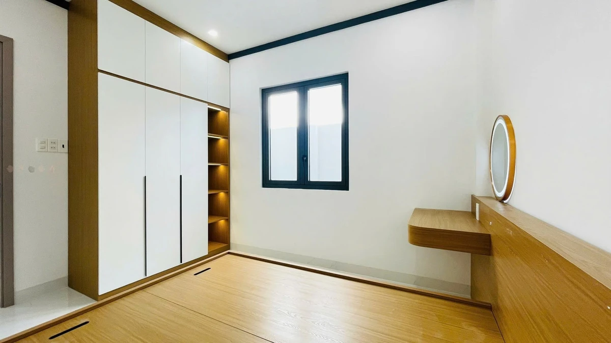 Bán nhà phố 100m2, 3 phòng ngủ, tặng nội thất, giá 1,98 tỷ tại Bàu Trâm, Long Khánh - Ảnh thu nhỏ 5