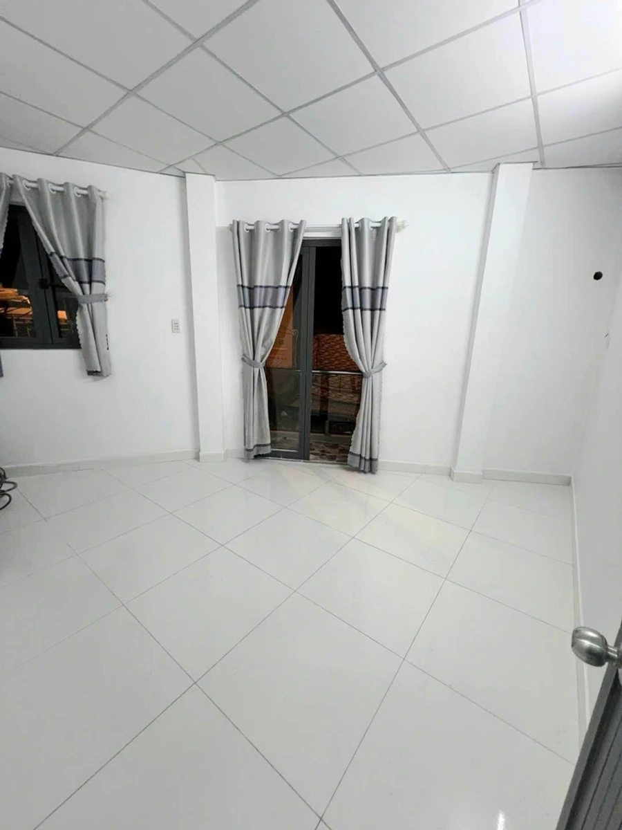 Bán nhà 2 tầng 3 phòng ngủ 44m2 giá 4 tỷ Bình Tân - Ảnh thu nhỏ 2