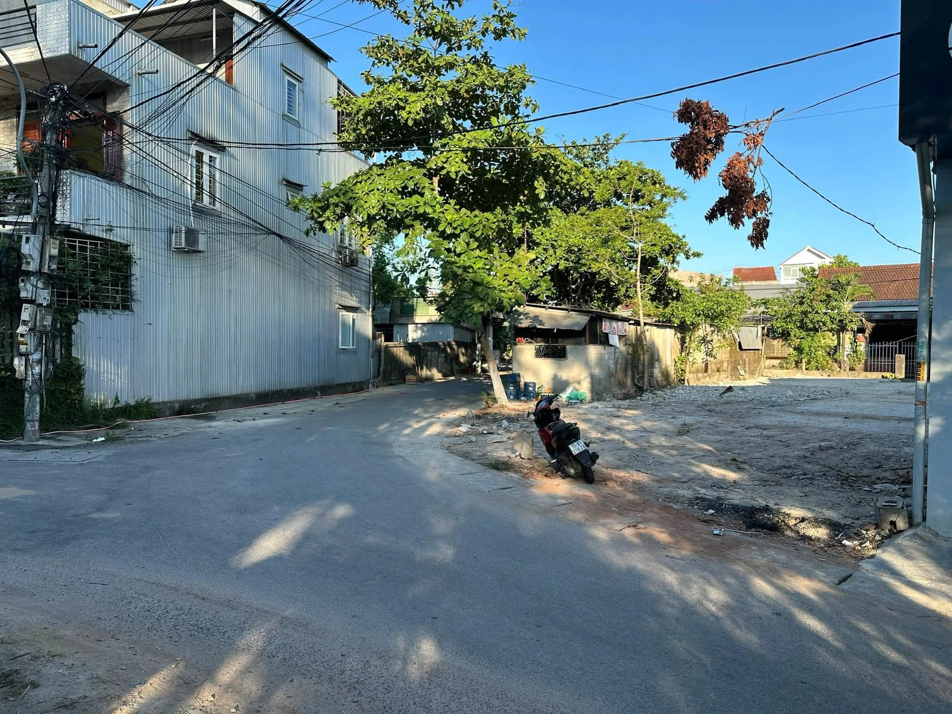 Bán 3 lô đất nền 357,6m² mặt tiền Võ Chí Công, view công viên, Thủ Đức - Ảnh 1