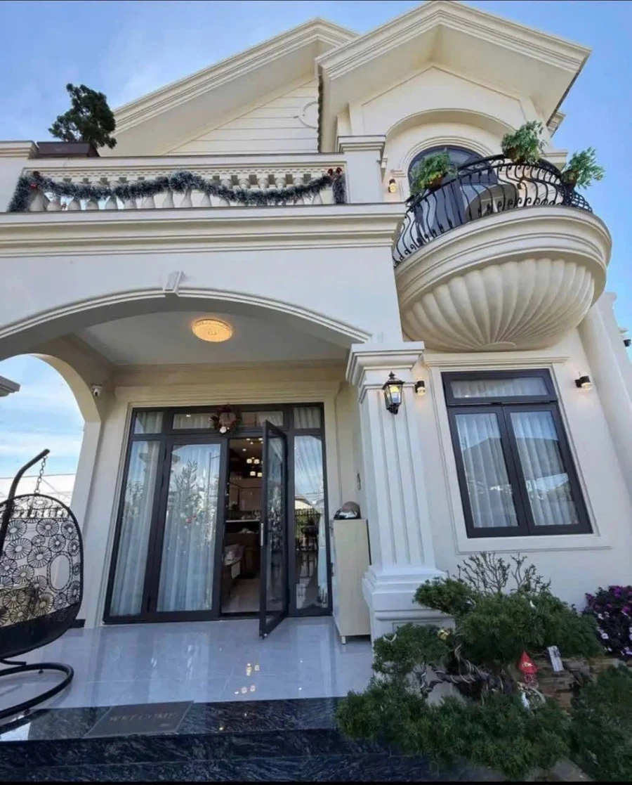 Bán villa sân vườn 200m2 Đà Lạt 12,99 tỷ - Ảnh thu nhỏ 2