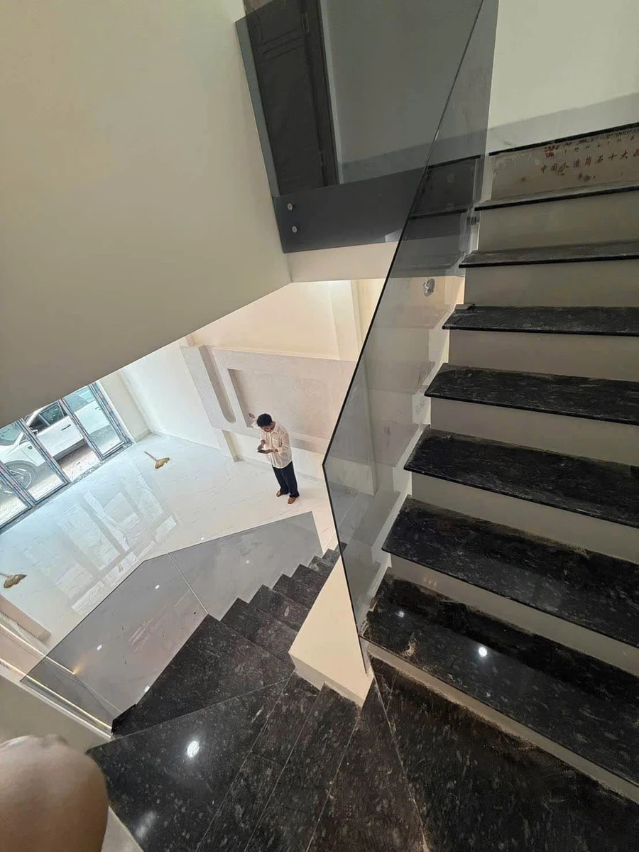Bán nhà 1 trệt 1 lầu 81m² Biên Hòa giá 3 tỷ 390 triệu - Ảnh thu nhỏ 2