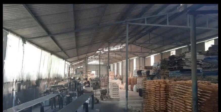 Bán xưởng 1900m2 QL13 Tân Định Bến Cát - Ảnh 1