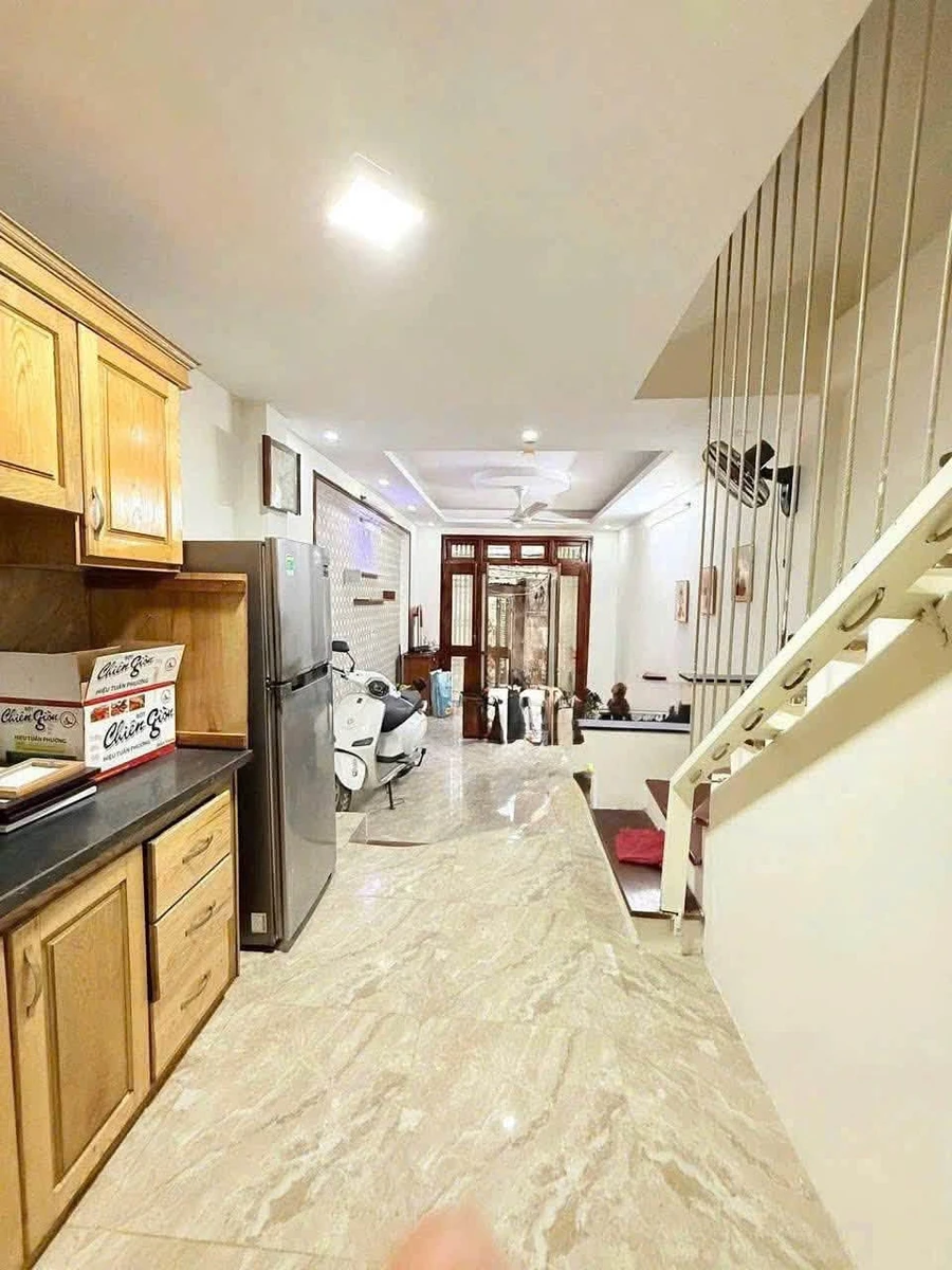 Cho thuê nhà nguyên căn 35m2, 3 phòng ngủ, Gốc Đề, Hai Bà Trưng - Ảnh thu nhỏ 4