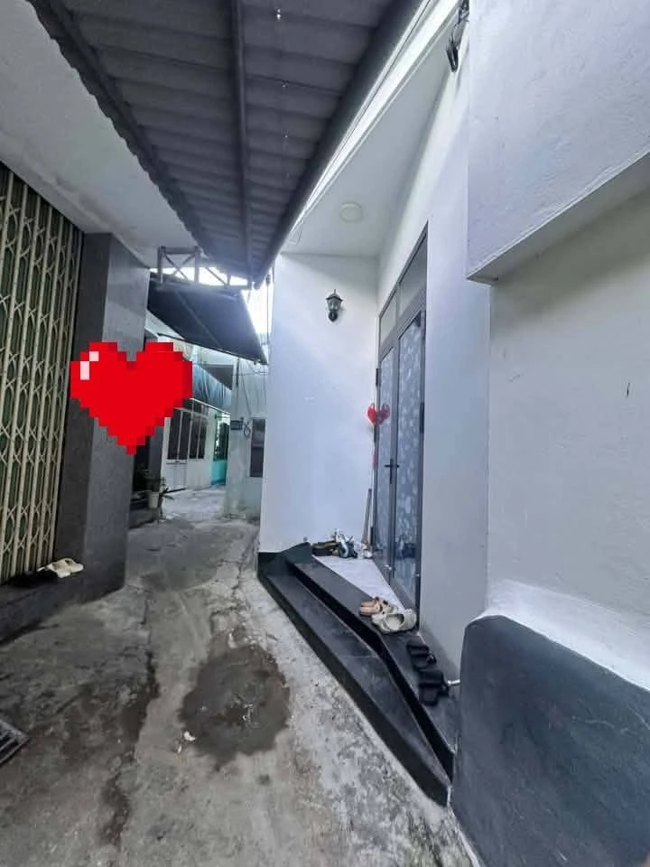 Bán nhà hẻm 41m2, 4 phòng ngủ, giá 2.3 tỷ, Quận 1 - Ảnh 1
