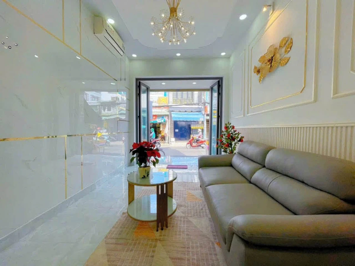 Cho thuê nhà nguyên căn 42m² mặt tiền đường số 8, Phường 11 - Ảnh thu nhỏ 2