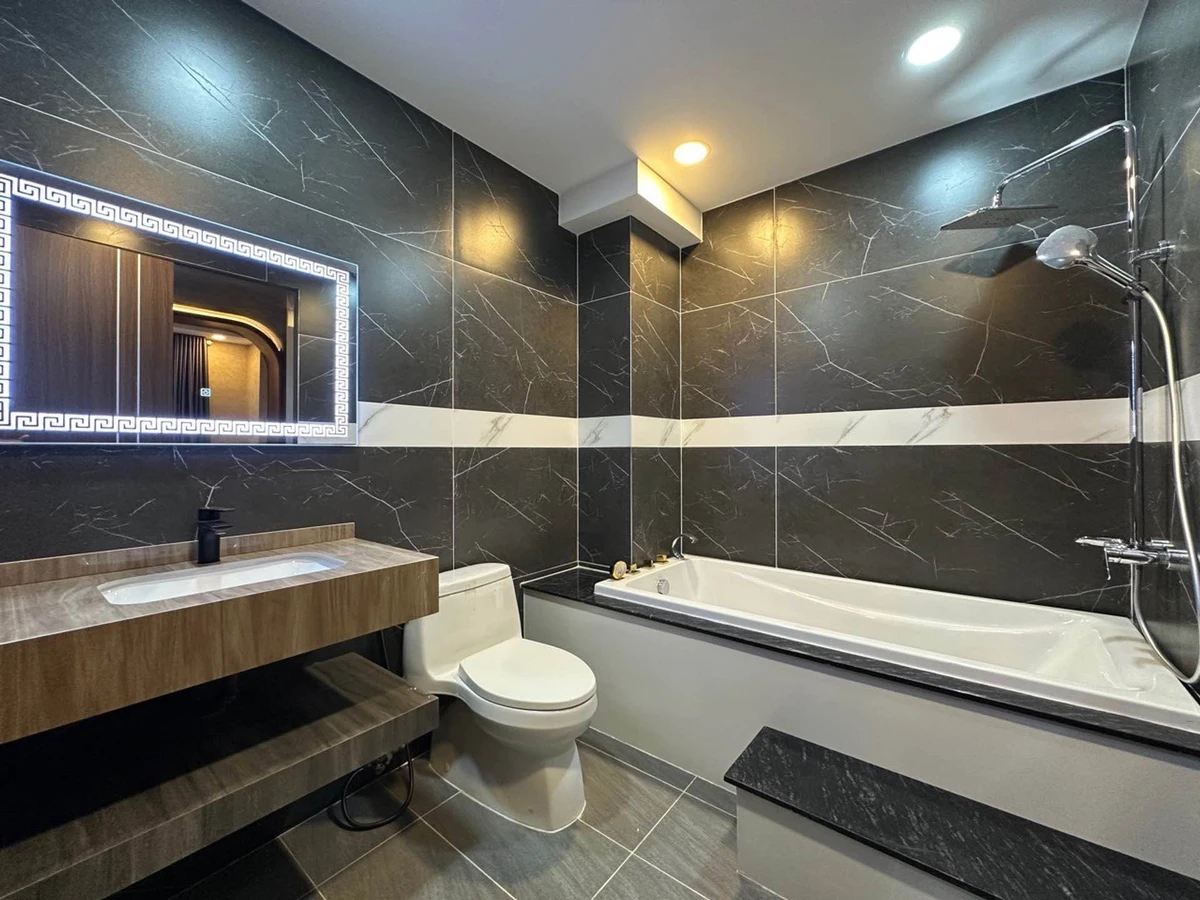 Bán nhà 6 phòng ngủ 68m2 Quận 12 giá hơn 10 tỷ - Ảnh thu nhỏ 2