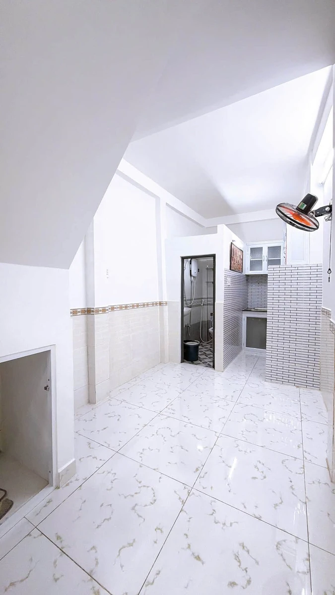 Bán nhà hẻm 78 Khánh Hội, Phường 4, Quận 4, 28,6m2, 3PN, giá 3,75 tỷ - Ảnh thu nhỏ 4