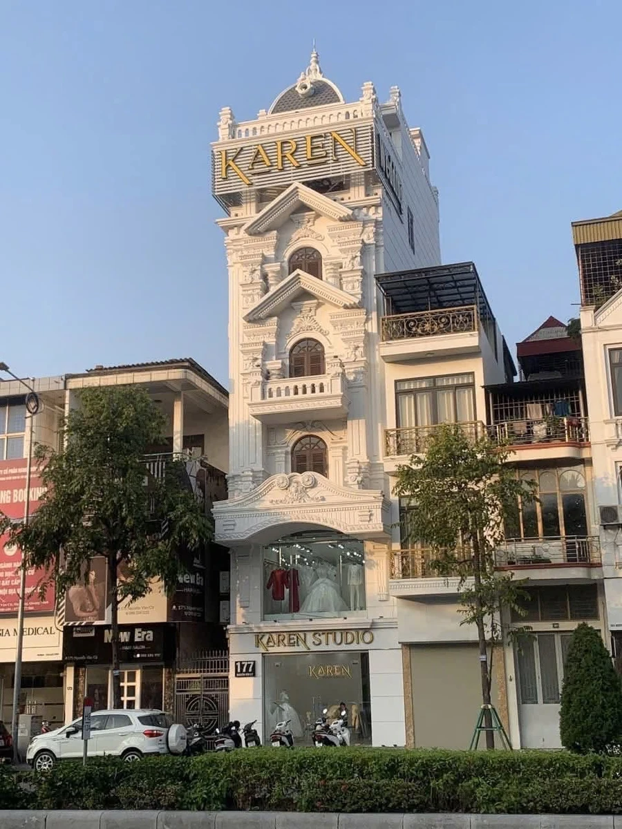 Bán shophouse 600m² 6 tầng mặt phố Nguyễn Văn Cừ Hạ Long - Ảnh 1