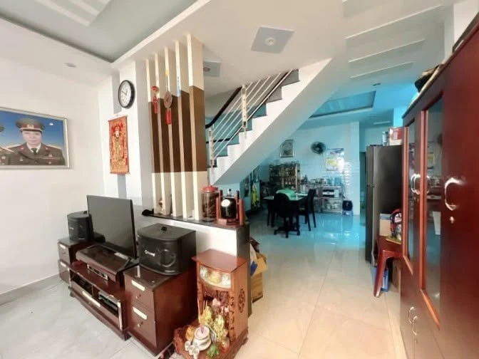 Bán nhà 1 trệt 1 lầu 74m² 3PN gần CityLand, chợ Gò Vấp, giá 6,1 tỷ - Ảnh thu nhỏ 3