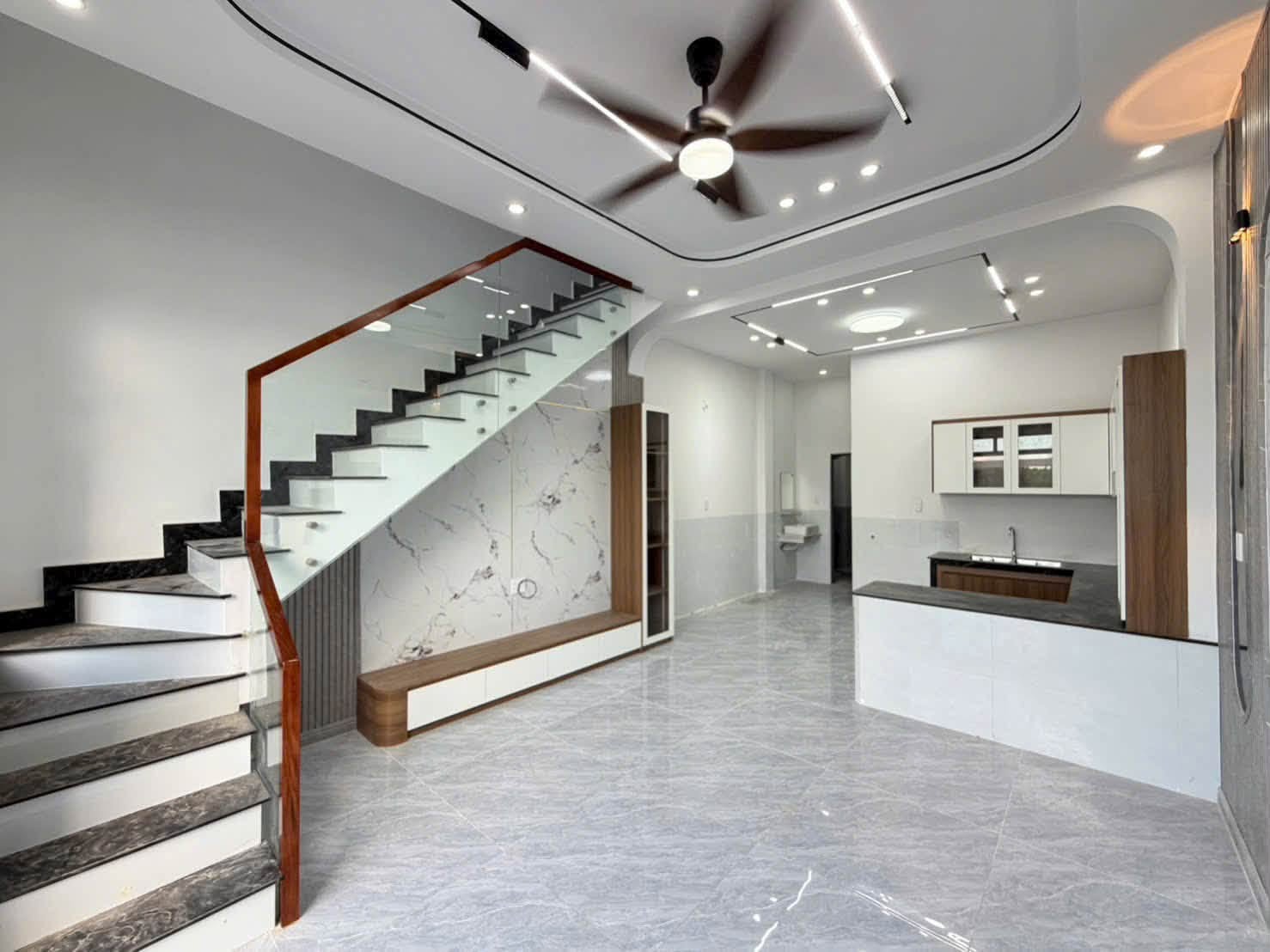 Bán nhà lầu mặt tiền Hương Lộ 15 Tân Triều 72m² - Ảnh thu nhỏ 3